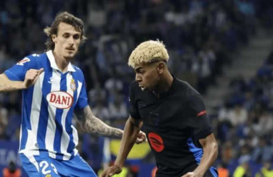 76人队记：庄神右膝扭伤，本场比赛不会回归