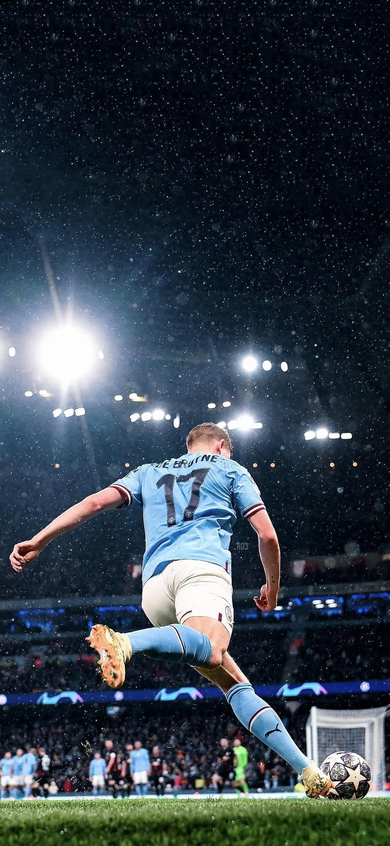 什么是牛牛中的“位置优势”？最后一位看牌玩家的心理博弈空间。（末位看牌的优势：解析牛牛中的位置与心理博弈）