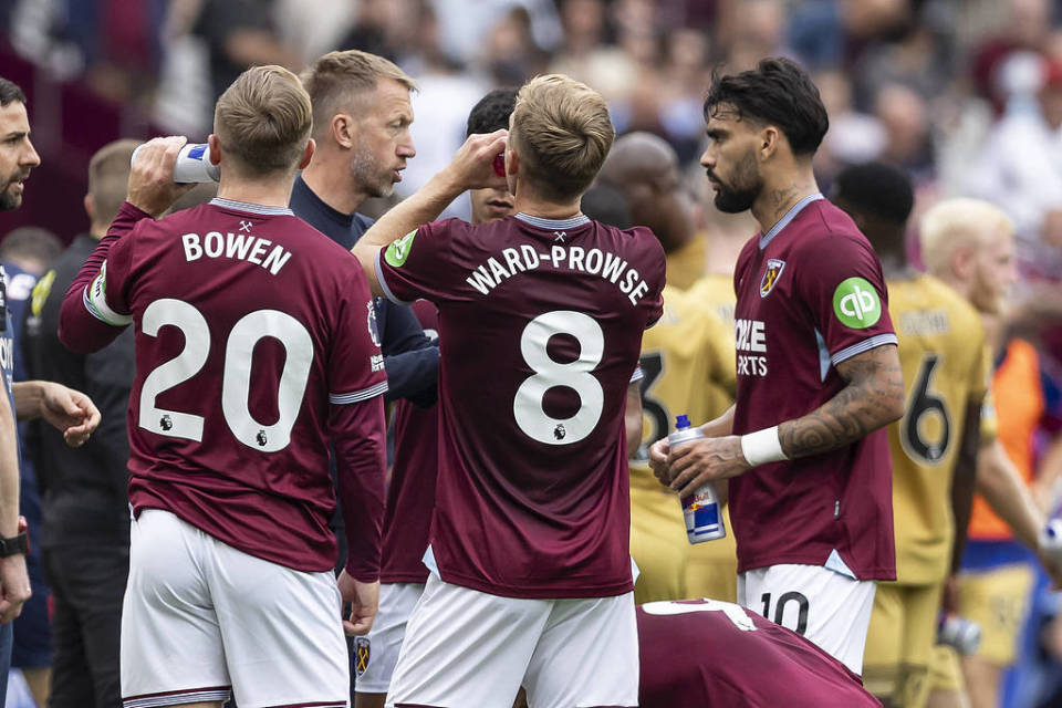 2025 赛季回顾：大谷翔平在对阵洋基的关键系列赛中，单场贡献 4 支长打刷新个人纪录