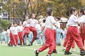 地上足球：梅西带队迈阿密夺冠，球王伟大无需多盐？